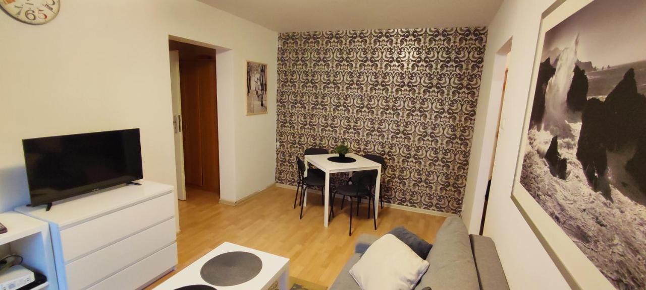 Top Apartamenty Centrum - Metro Rondo Onz Warszawa Eksteriør billede