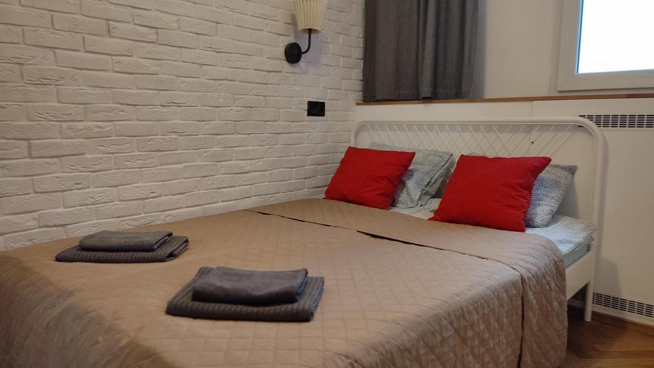 Top Apartamenty Centrum - Metro Rondo Onz Warszawa Eksteriør billede