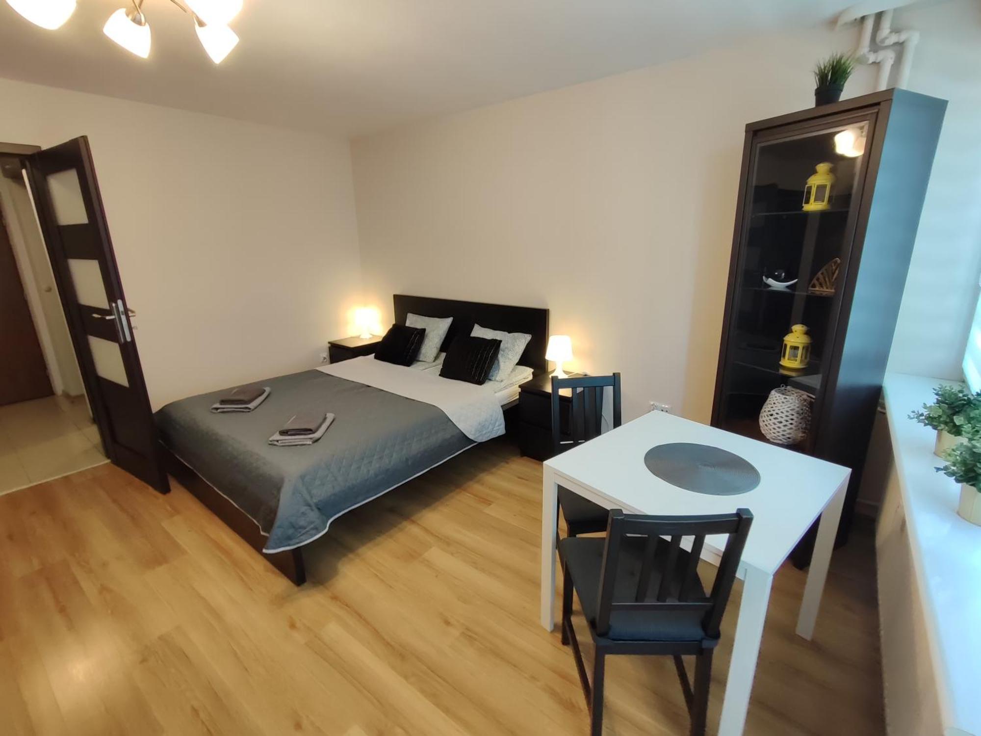 Top Apartamenty Centrum - Metro Rondo Onz Warszawa Eksteriør billede